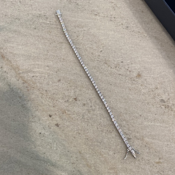 Stauer Tennis Bracelet - Picture 2 of 3